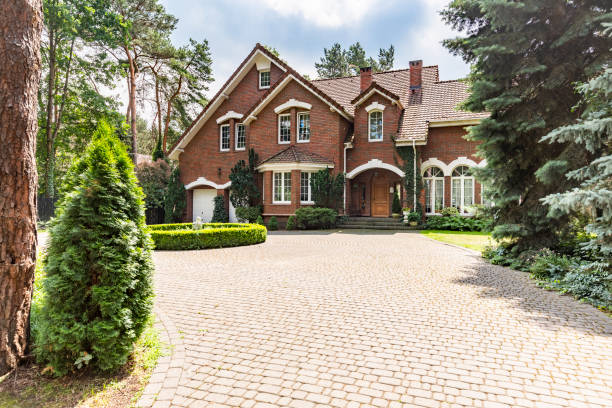 Best Best Driveway Pavers  in Hamilton, MO